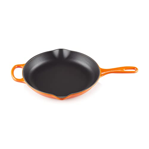 Le Creuset Enameled Cast Iron Signature Iron Handle Skillet, 9' (1-3/8 qt.), Flame