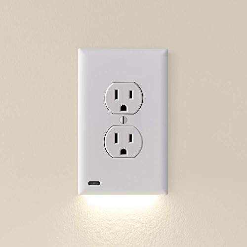 Single - SnapPower GuideLight [For Duplex Outlets] - Replaces Plug-In Night Light - Electrical Receptacle Wall Plate With LED Night Lights - Auto On/Off Sensor - (Duplex, White)