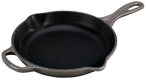 Le Creuset Enameled Cast Iron Signature Iron Handle Skillet, 9' (1-3/8 qt.), Oyster