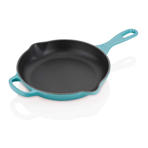 Le Creuset Enameled Cast Iron Signature Iron Handle Skillet, 9' (1-3/8 qt.), Caribbean