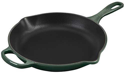 Le Creuset Signature Cast Iron Signature Iron Handle Skillet, 9' (1-3/8 qt.), Artichaut