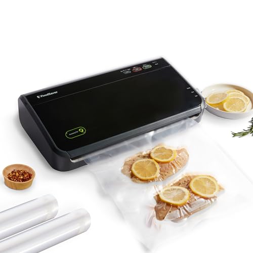 FoodSaver Vacuum Sealer Machine with Automatic Bag Detection, Sealer Bags and Roll, and Handheld Vacuum Sealer for Airtight Food Storage and Sous Vide, Black