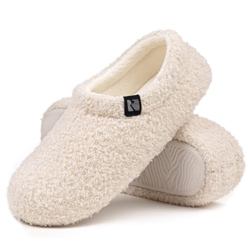 RockDove Women's Teddy Fleece Closed Back Indoor Slipper, Size 7-8 US Women, Off White